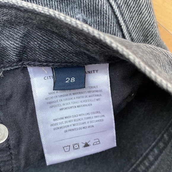 Citizens of Humanity Black Shorts - Picture 4 of 4